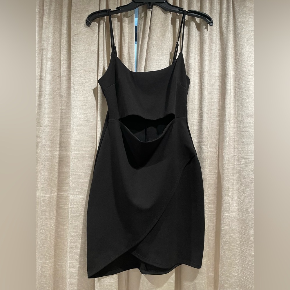Lulu’s mini front cut out dress